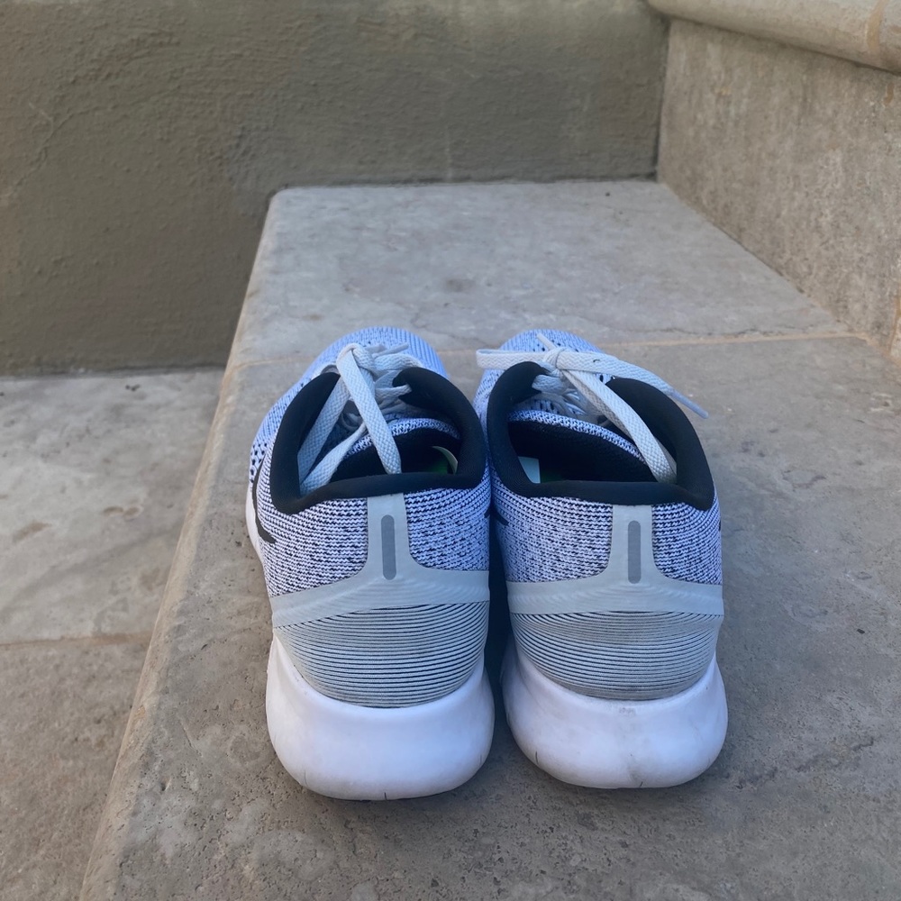 Nike running woman shoes - Picture 3 of 4